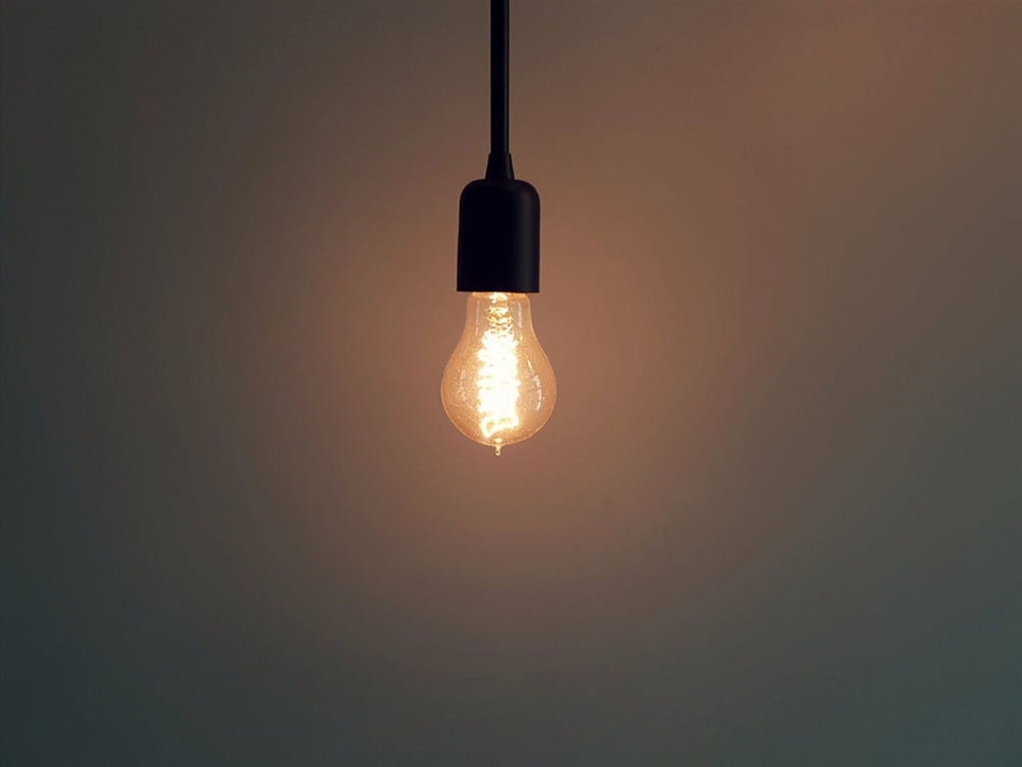 Quer baixar a conta da luz? ComparaJá lança ferramenta de análise digital de faturas